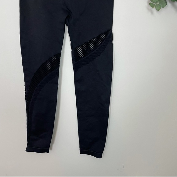 Zyia Angle Performance Hi-Rise 7/8 24” - Picture 8 of 8